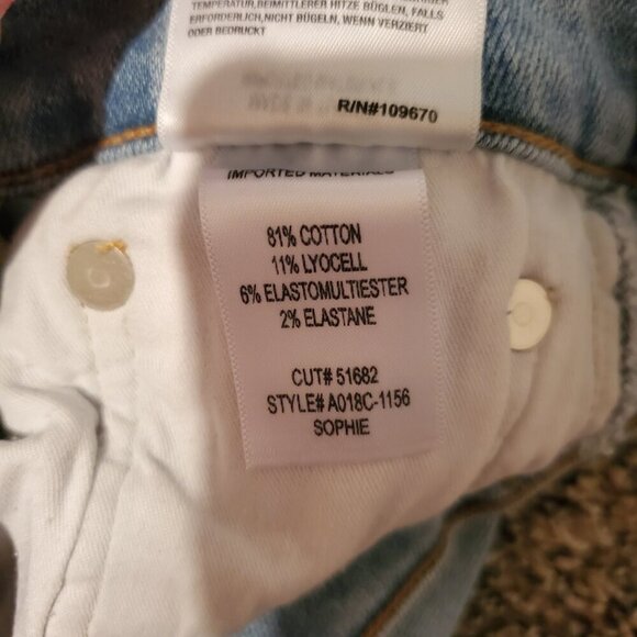 Agolde Light Blue Ankle & Cropped Jeans - Picture 4 of 4